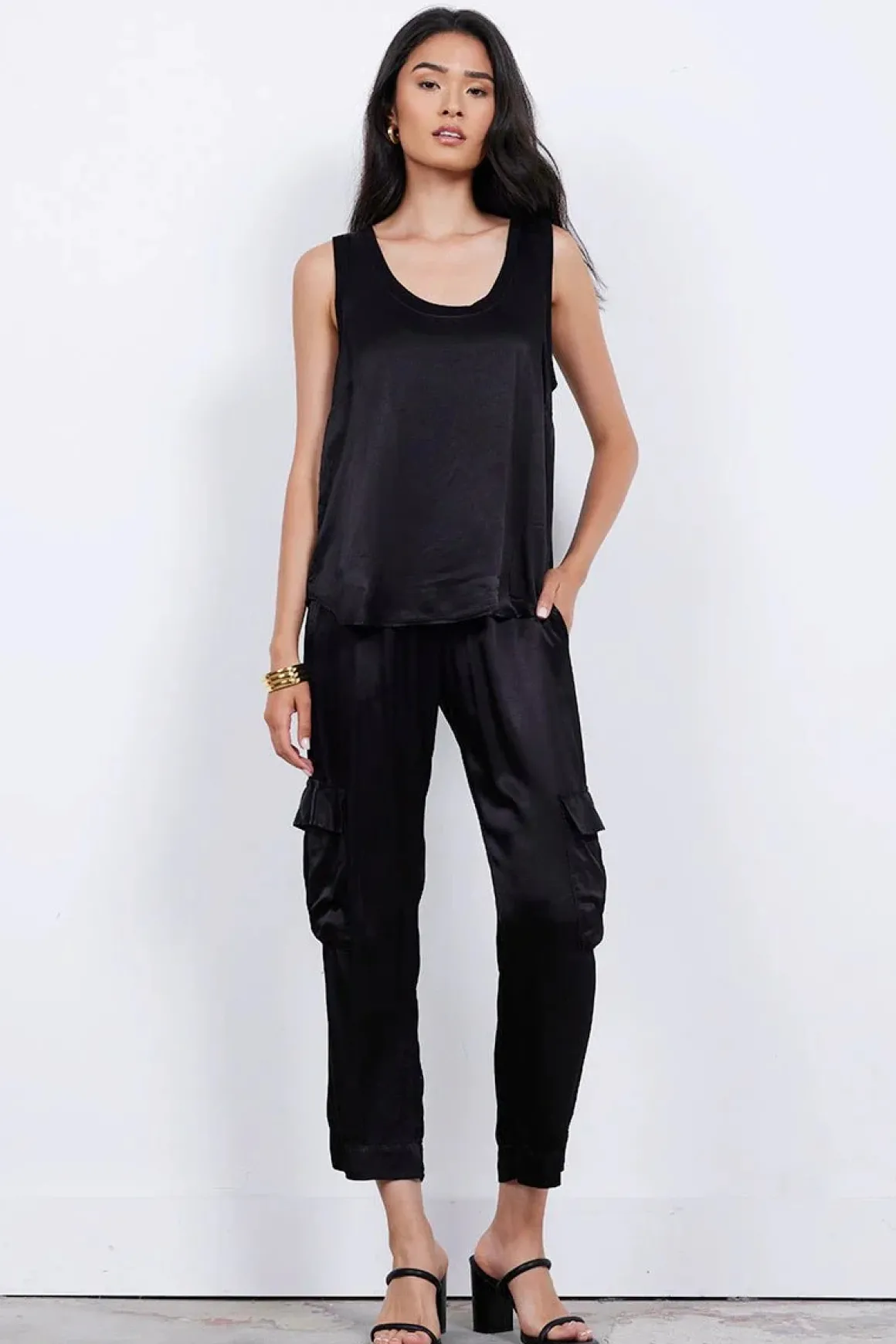 la_made_silky_you_tank_2.webp LA Made Silky You Tank