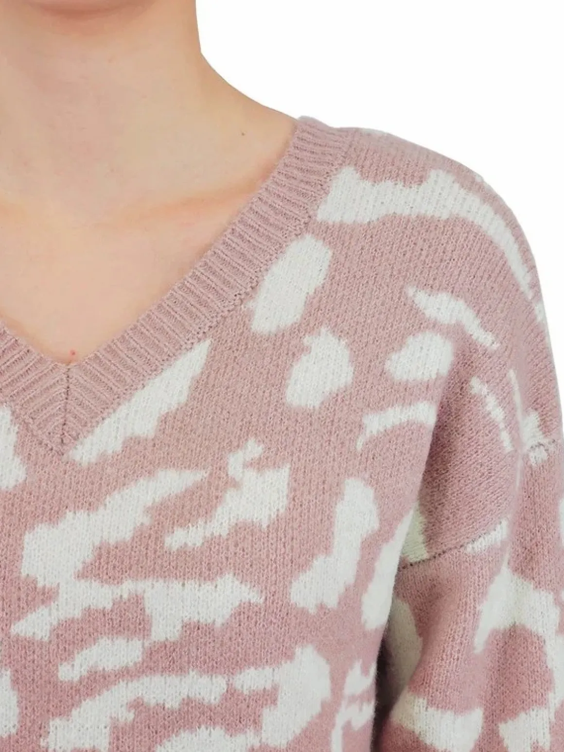 leopard_pattern_jacquard__5.webp Leopard Pattern Jacquard Sweater *Online Only*