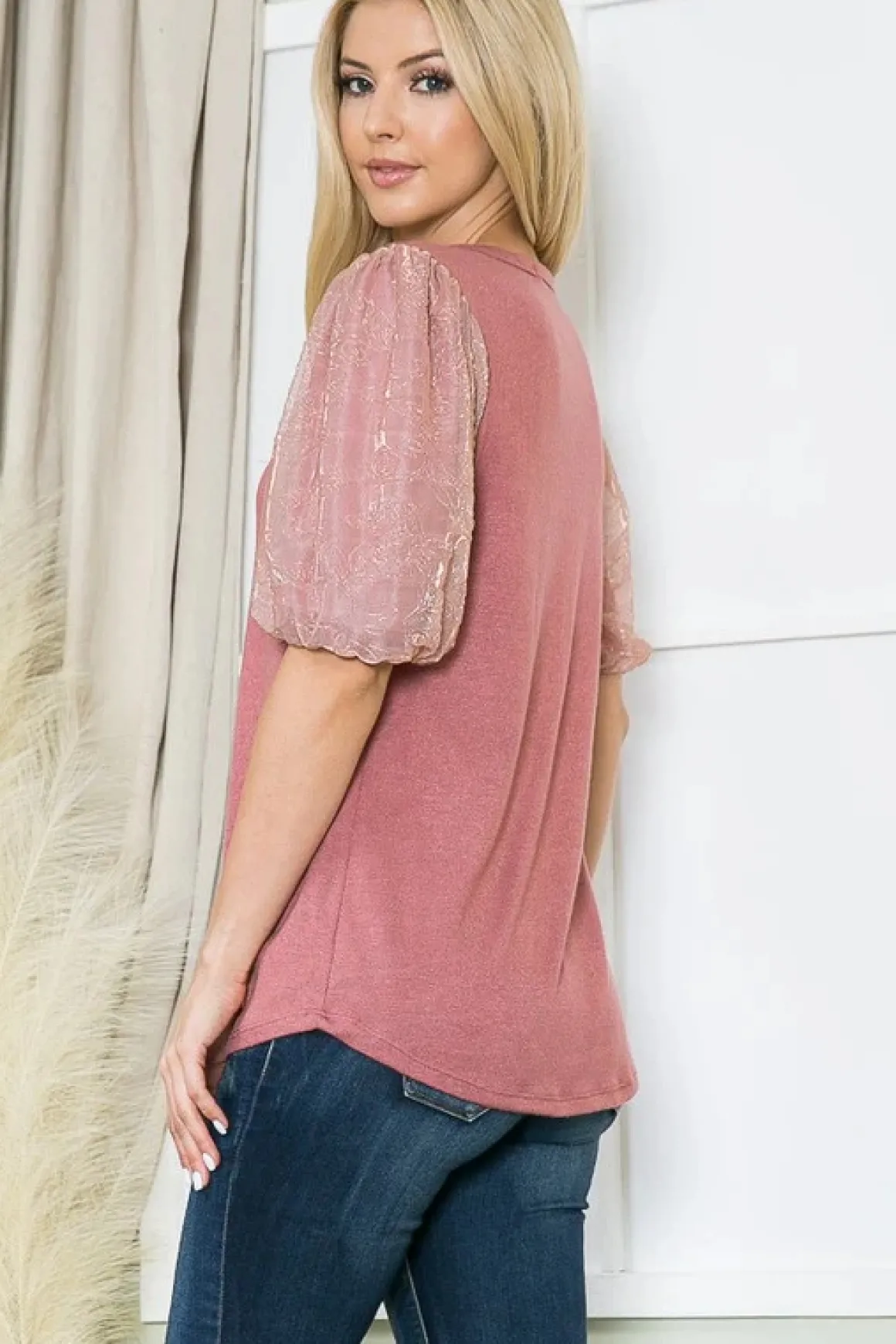 metallic_bubble_sleeve_to_16.webp Metallic Bubble Sleeve Top *Online Only*