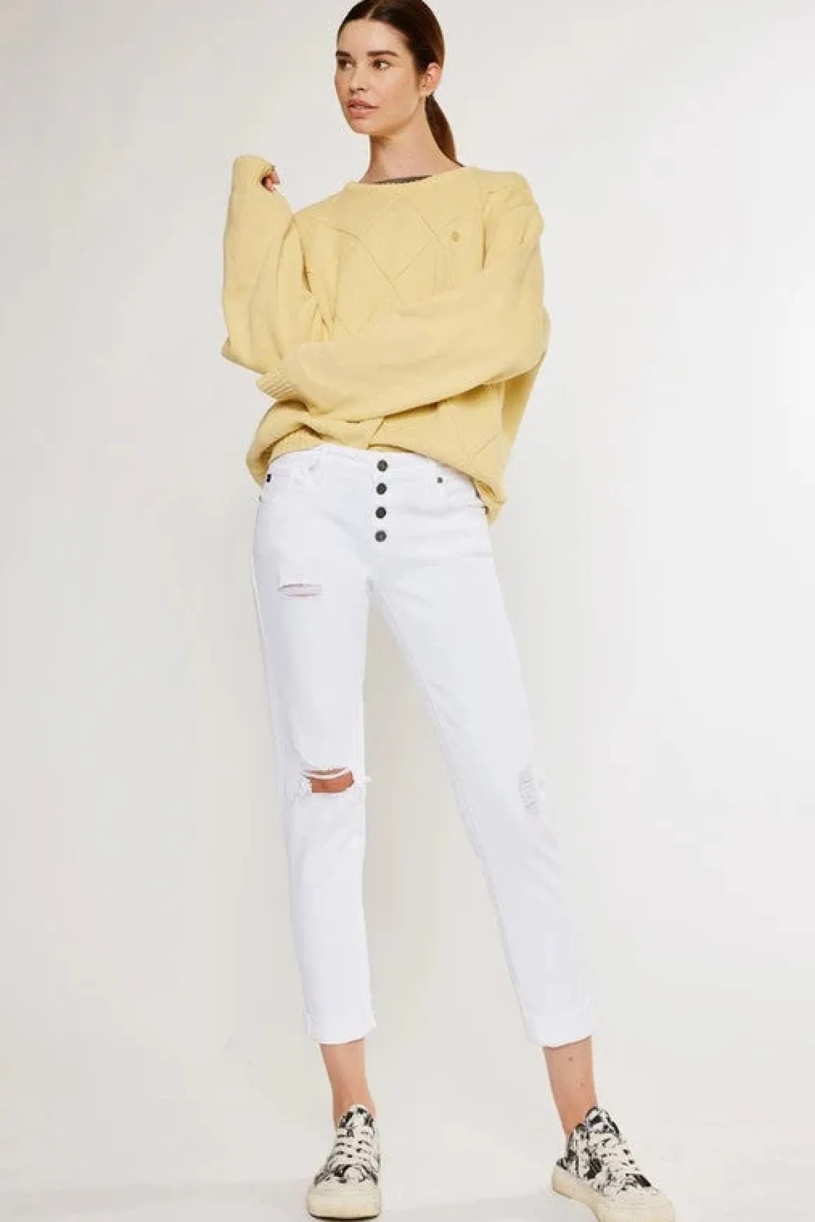 Mid Rise Girlfriend Fit Jeans *Online Only*