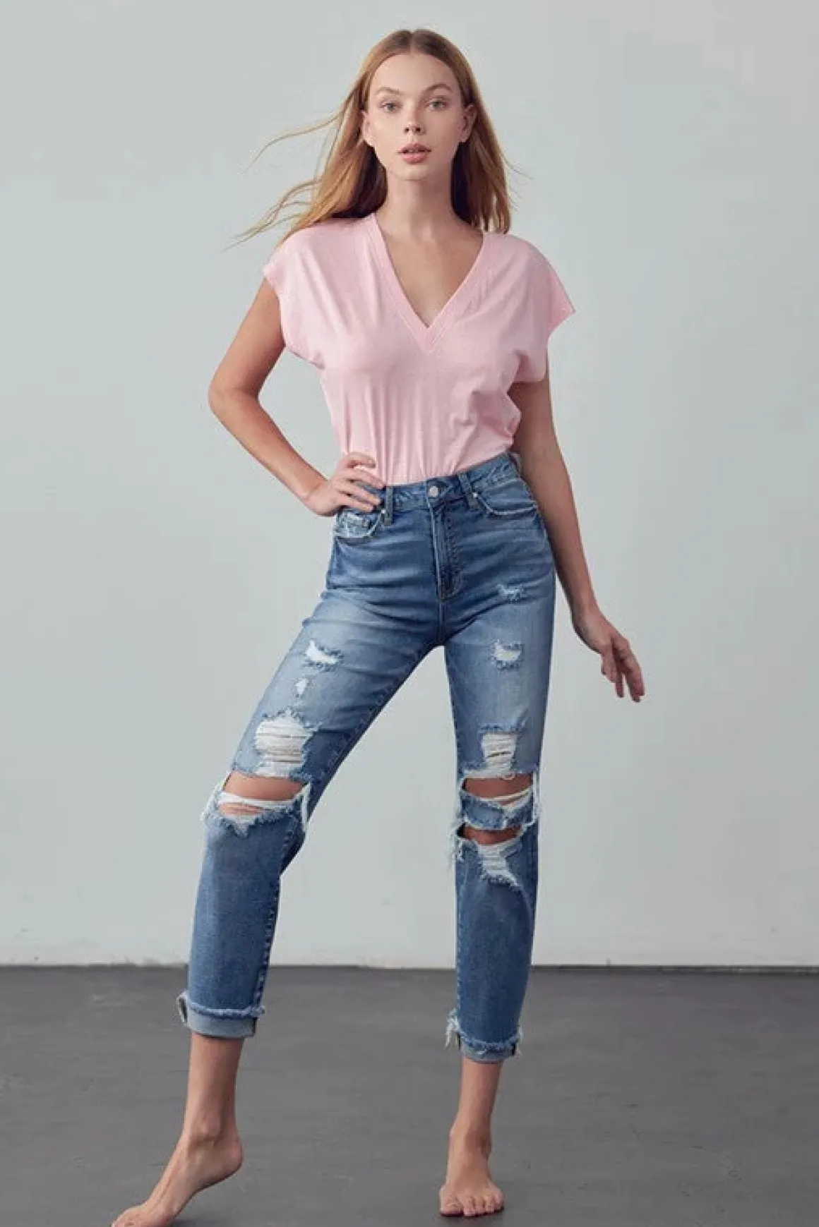 MID-RISE ANKLE BOYFRIEND JEANS *Online Only*