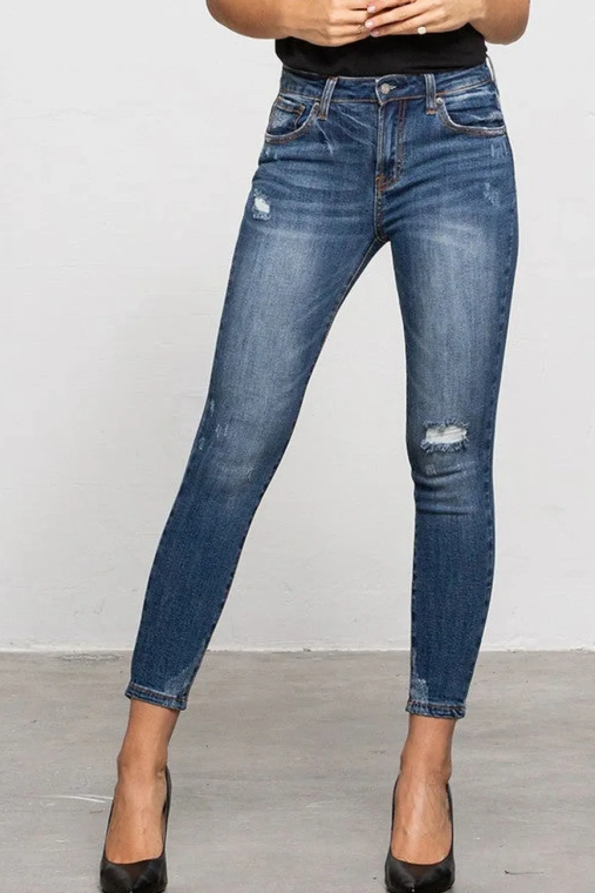 midrise_ankle_skinny_jean_5.webp MID-RISE ANKLE SKINNY JEANS