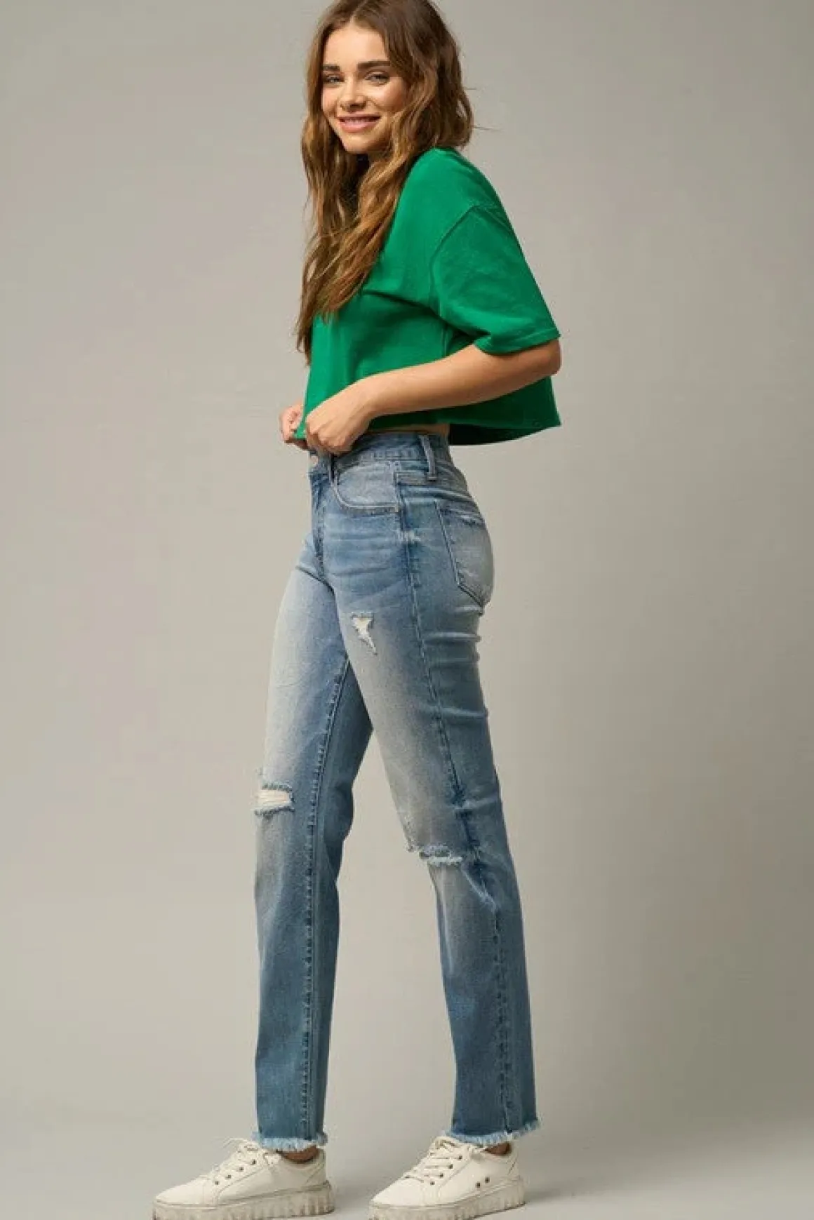 midrise_slim_tapered_jean_3.webp MID-RISE SLIM TAPERED JEANS