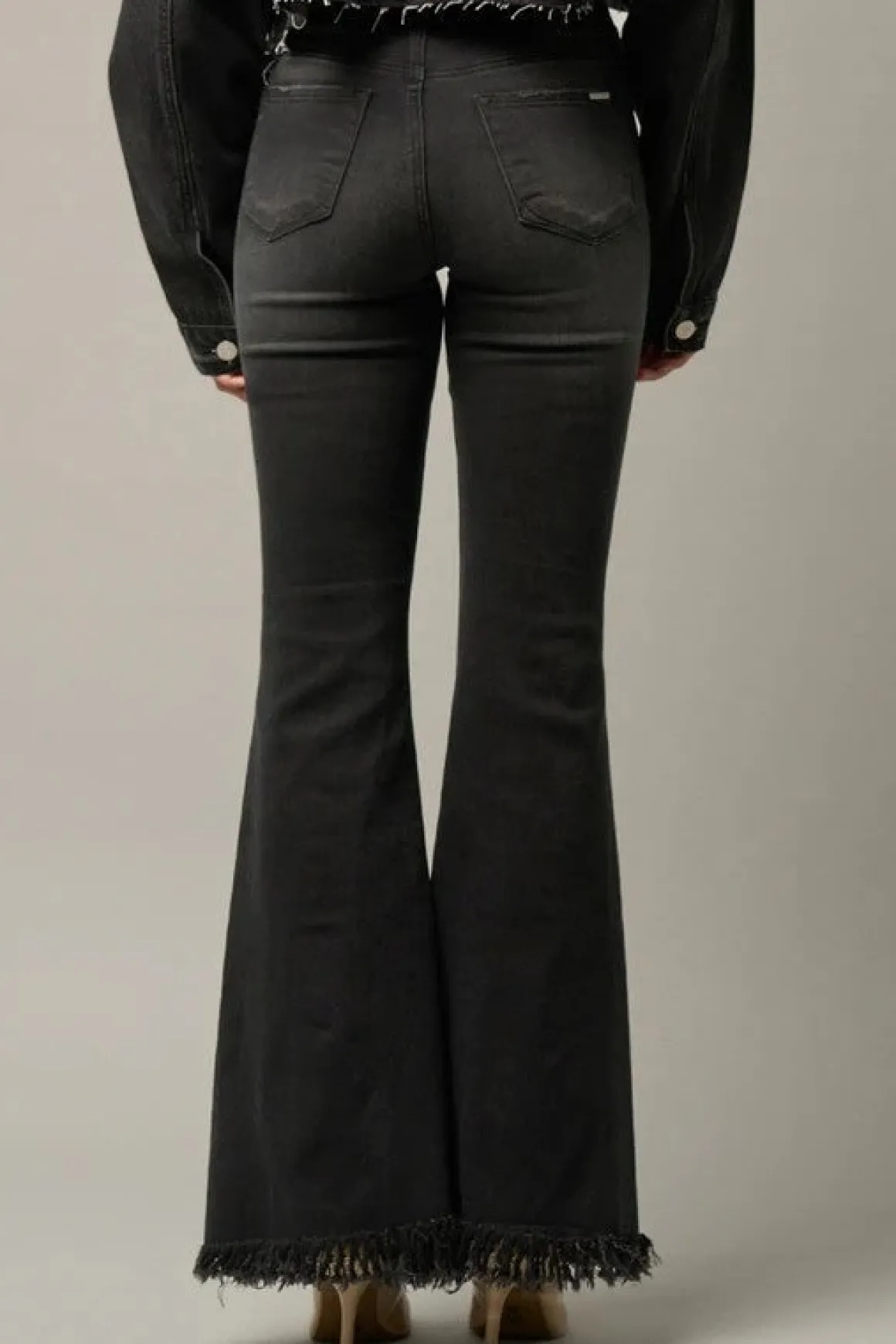 midrise_wide_elastic_band_8.webp MID-RISE WIDE ELASTIC BANDED FLARE JEANS *Online Only*