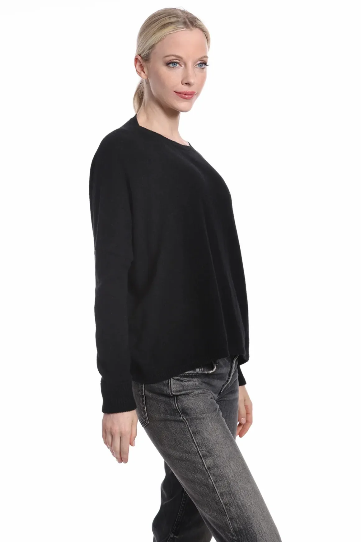 minnie_rose_cashmere_crop_2.webp Minnie Rose Cashmere Cropped Sweater