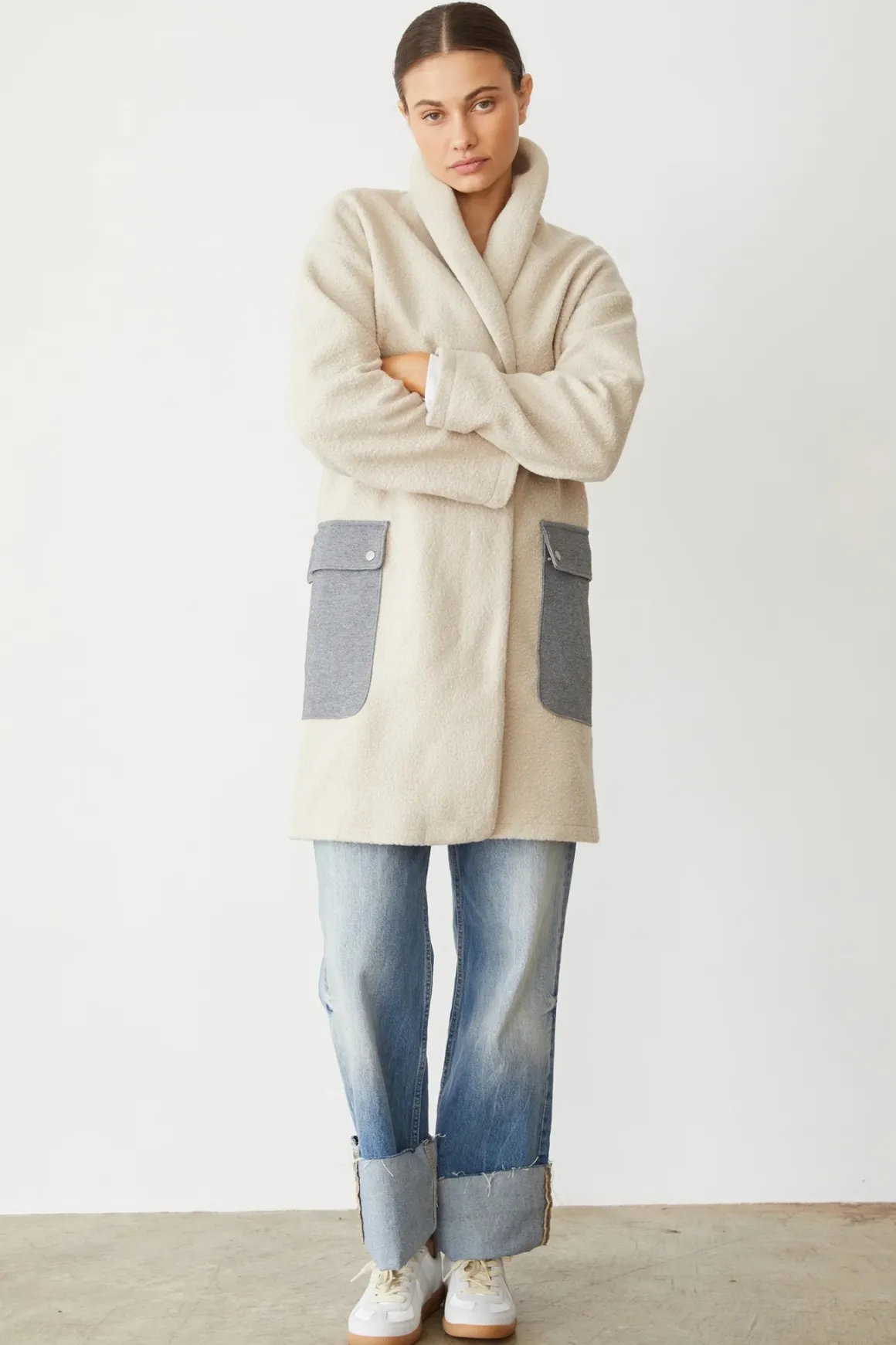 monrow_sherpa_hooded_jack_5.webp Monrow Sherpa Hooded Jacket