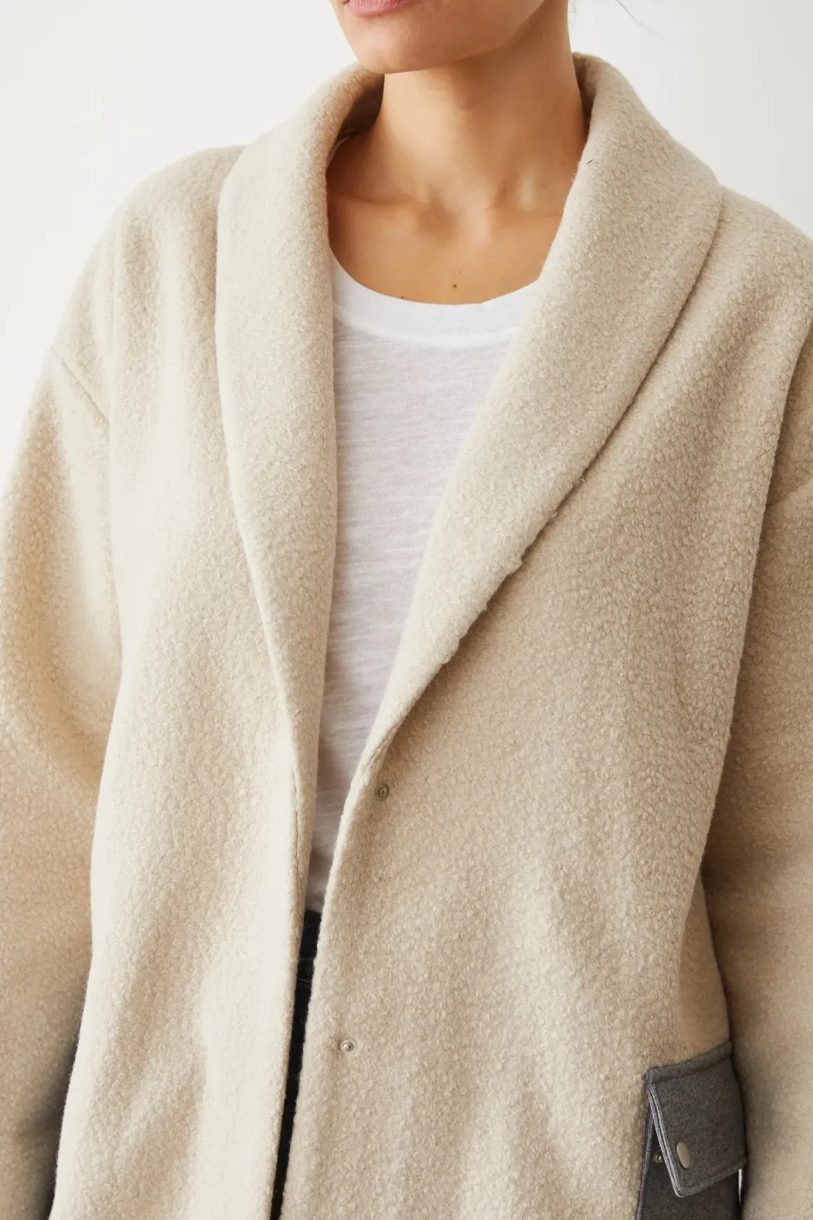 monrow_sherpa_hooded_jack_6.webp Monrow Sherpa Hooded Jacket