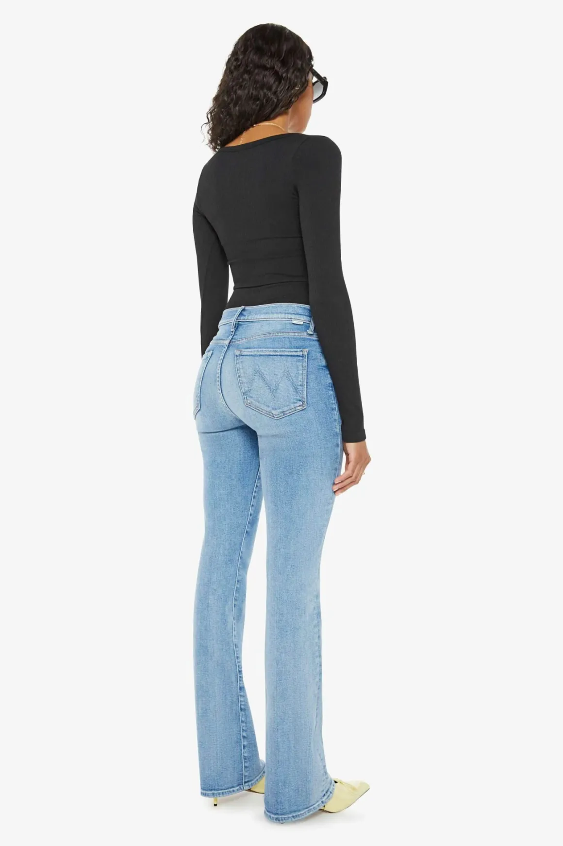 mother_outsider_sneak_jea_3-1.webp Mother Outsider Sneak Jeans