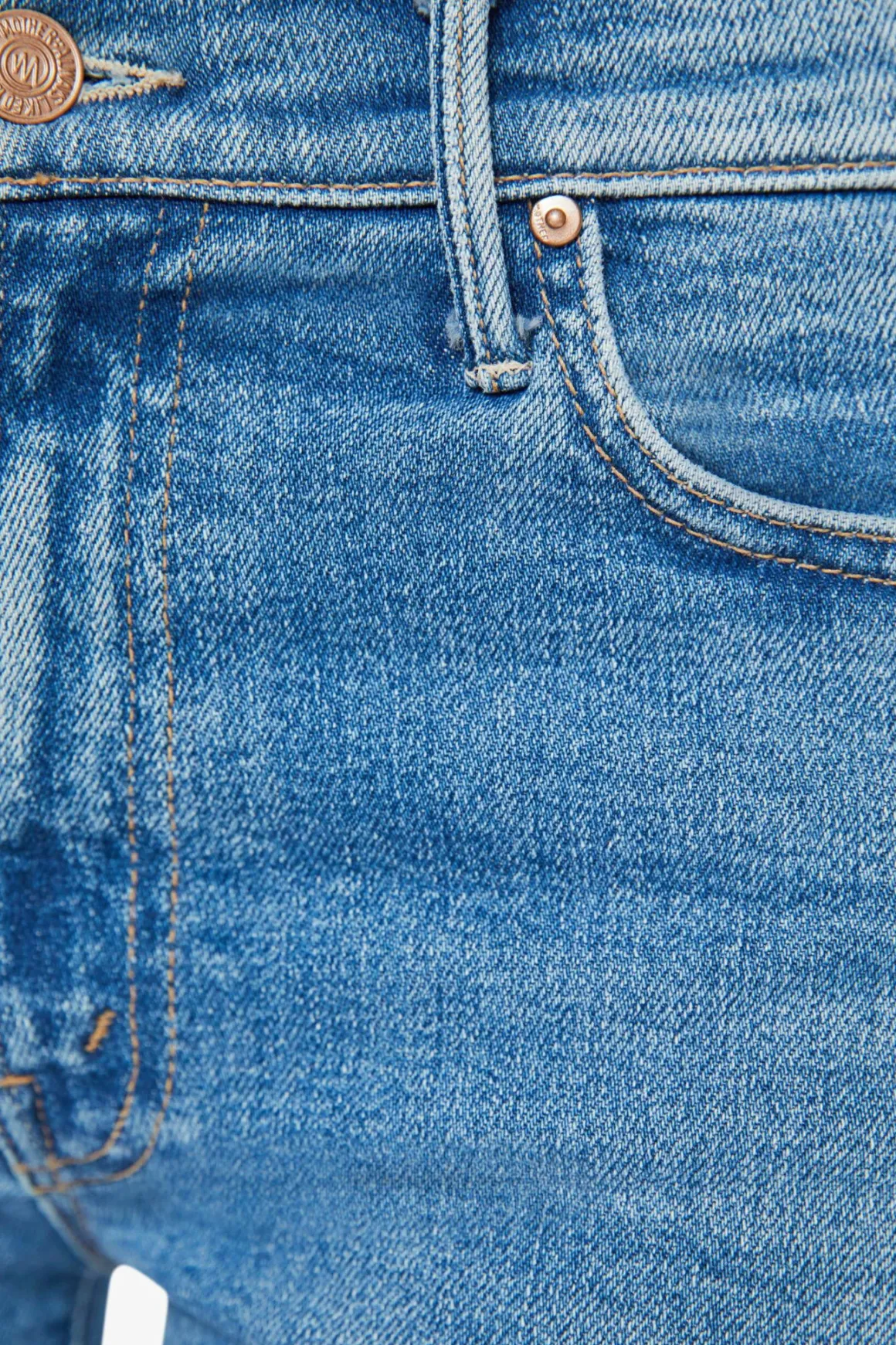 mother_outsider_sneak_jea_5-1.webp Mother Outsider Sneak Jeans