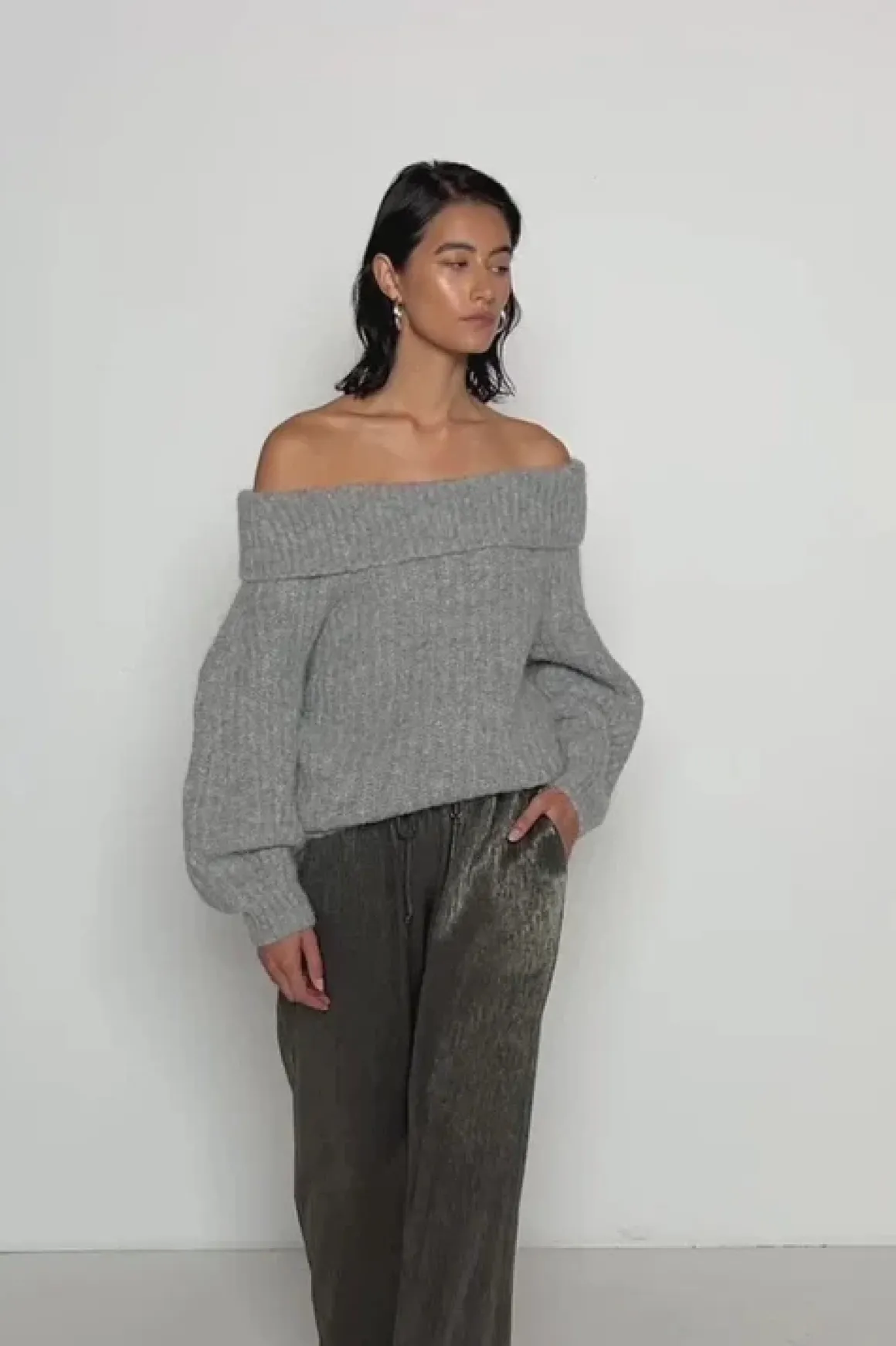 nation_serena_off_shoulde_2.webp Nation Serena Off Shoulder Sweater