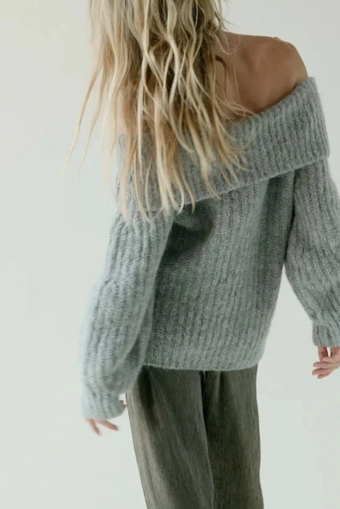 nation_serena_off_shoulde_3.webp Nation Serena Off Shoulder Sweater
