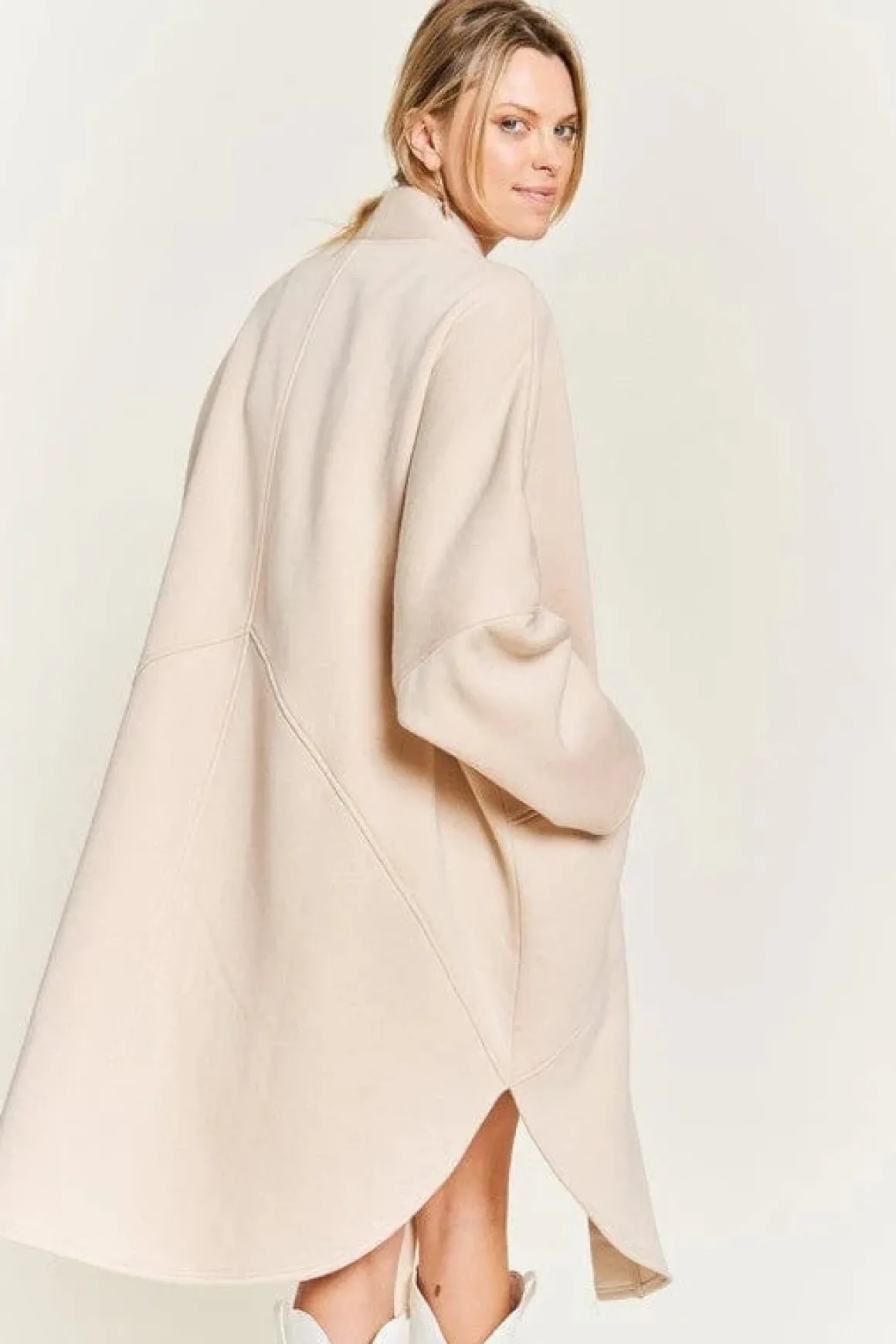 oversized_knit_cardigan___3.webp OVERSIZED KNIT CARDIGAN * Online Only*