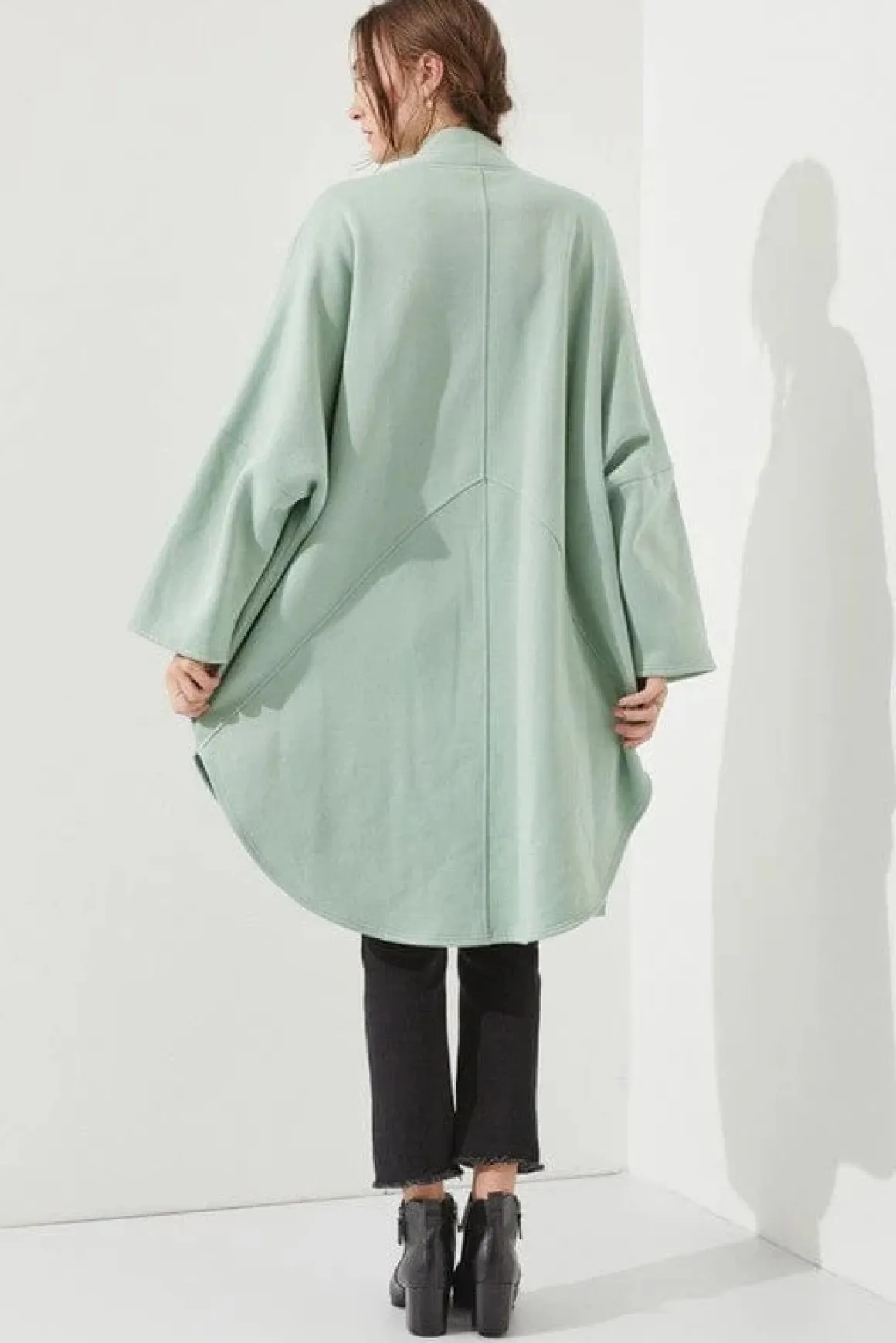 oversized_knit_cardigan___8.webp OVERSIZED KNIT CARDIGAN * Online Only*