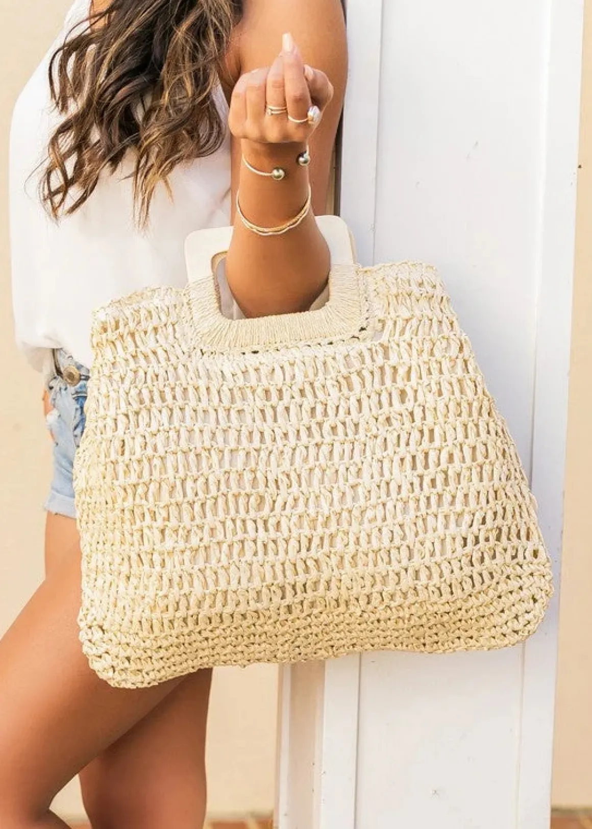 oversized_straw_tote_onli_2.webp Oversized Straw Tote *Online Only*