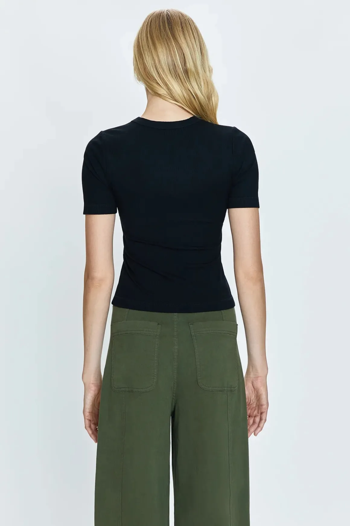 pistola_bella_fitted_tee_4.webp Pistola Bella Fitted Tee