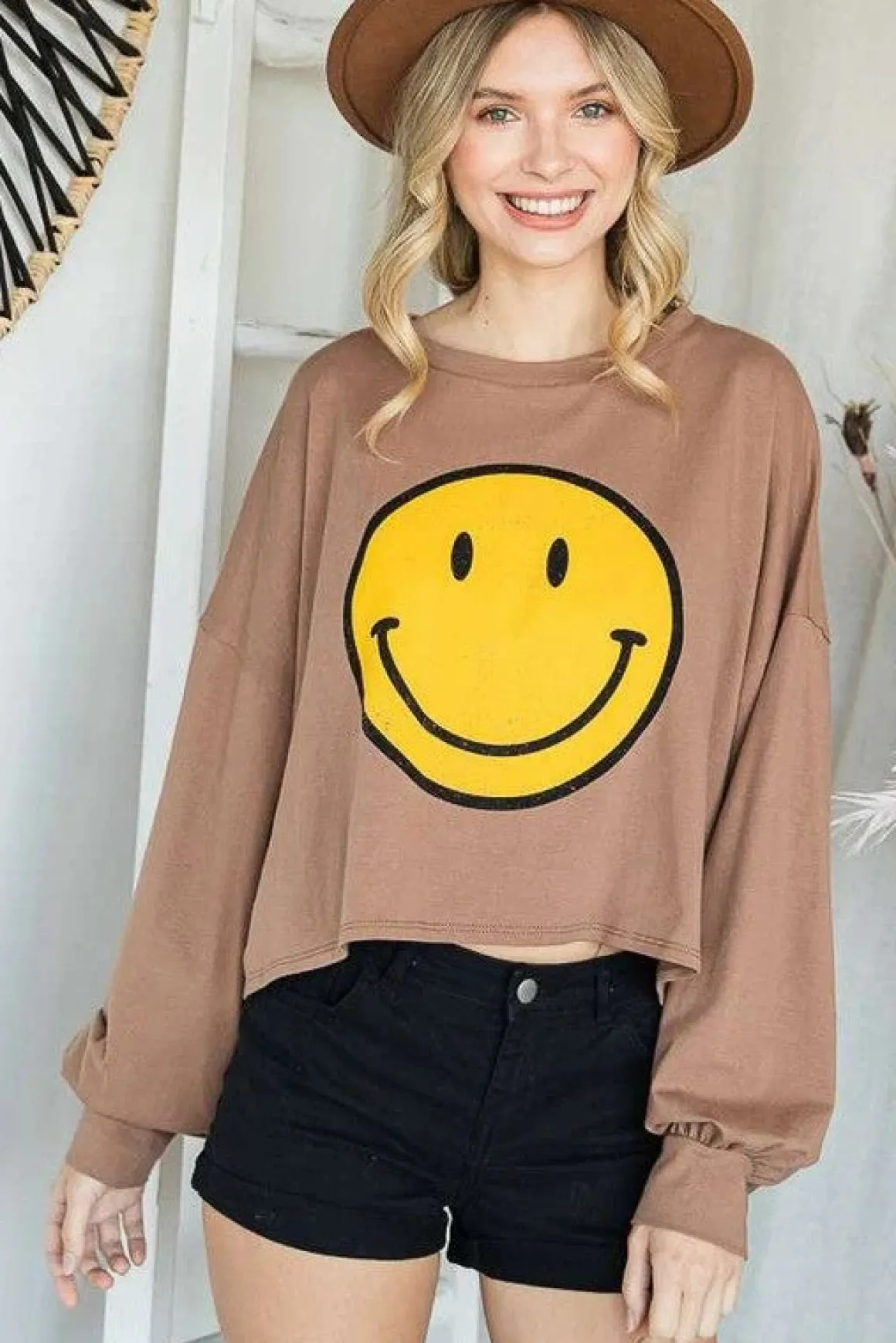 SMILEY FACE LONG SLEEVE CROP TOP *Online Only*