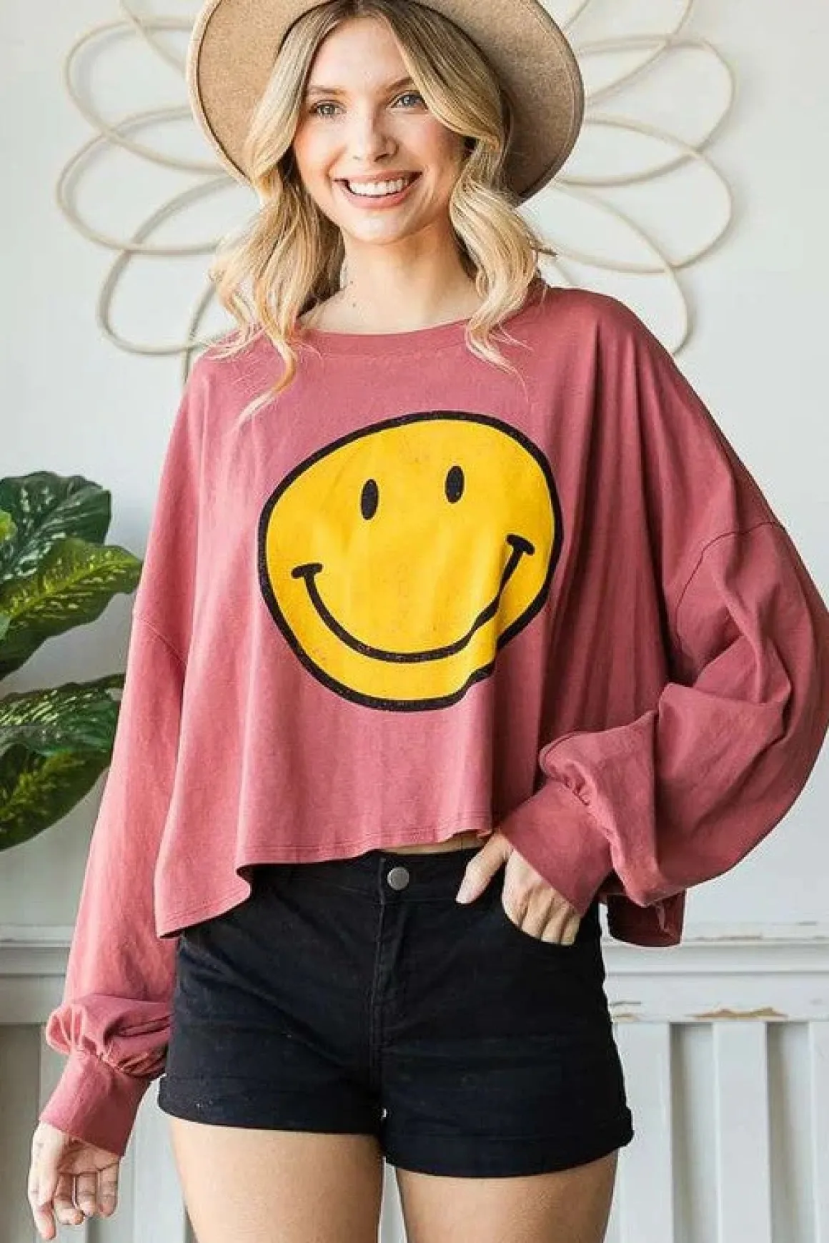 smiley_face_long_sleeve_c_11.webp SMILEY FACE LONG SLEEVE CROP TOP *Online Only*