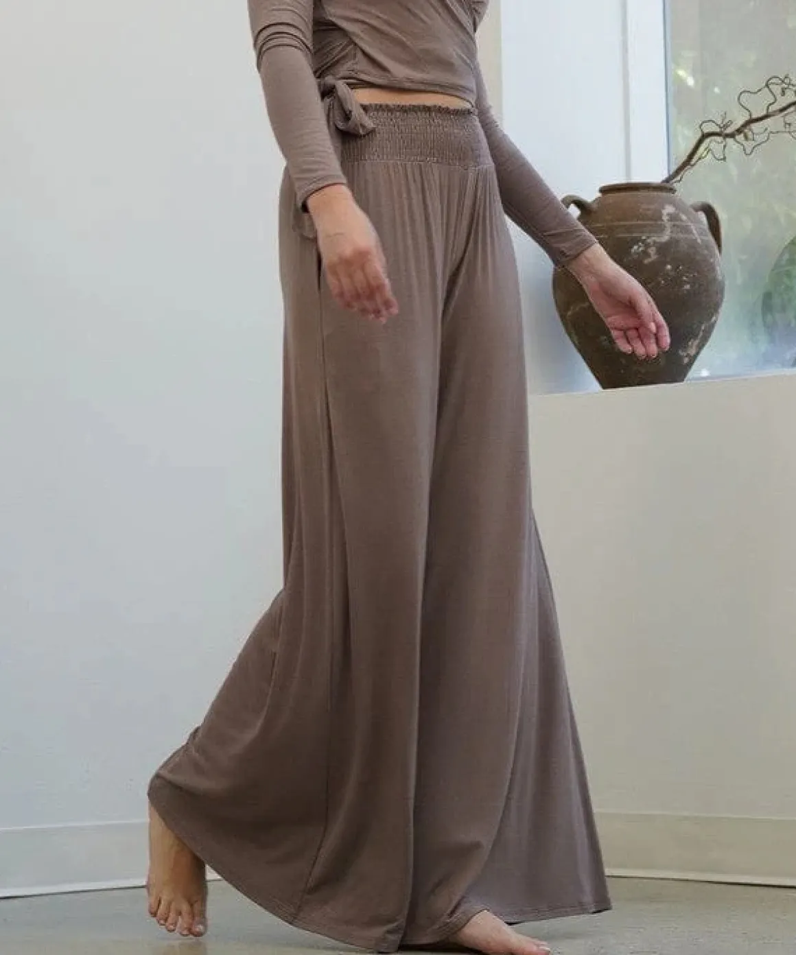 smock_elastic_waist_maxi__14.webp SMOCK ELASTIC WAIST MAXI PALAZZO *Online Only*