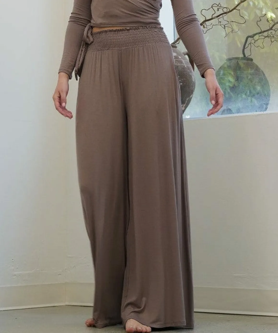 smock_elastic_waist_maxi__7.webp SMOCK ELASTIC WAIST MAXI PALAZZO *Online Only*