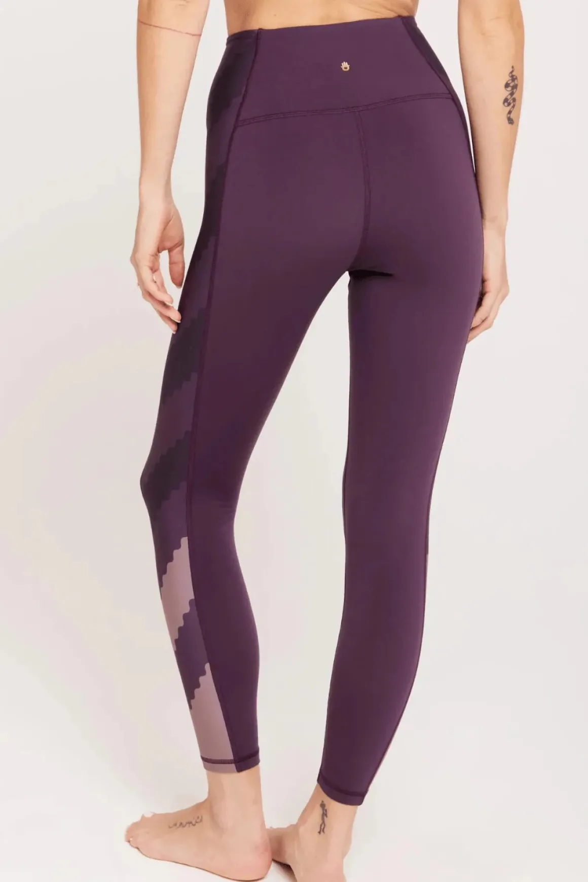spiritual_gangster_gia_dr_2.webp Spiritual Gangster Gia Dream Tech Legging *FINAL SALE*