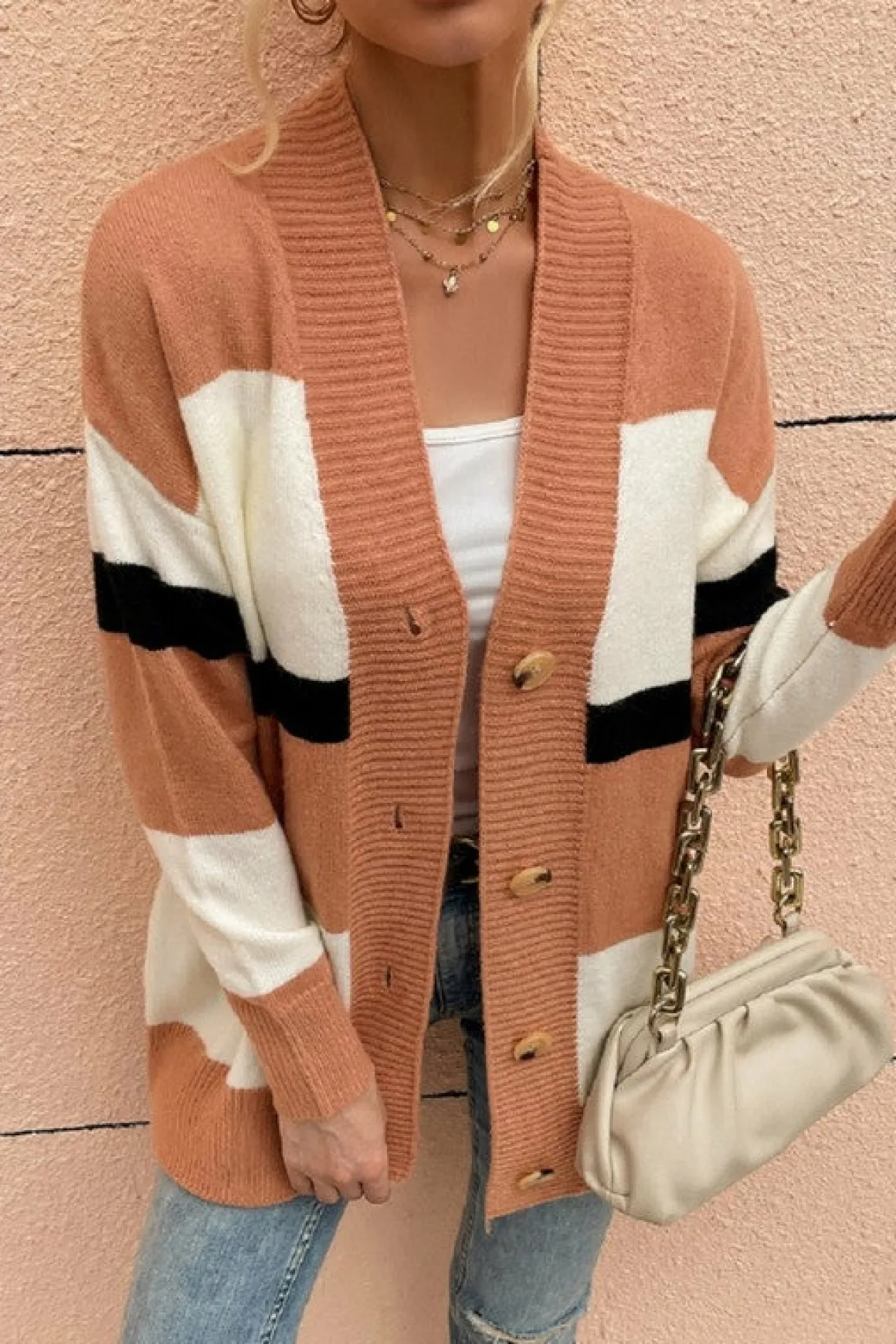 stripe_knitted_cardigan_o_2.webp Stripe knitted cardigan *Online Only*