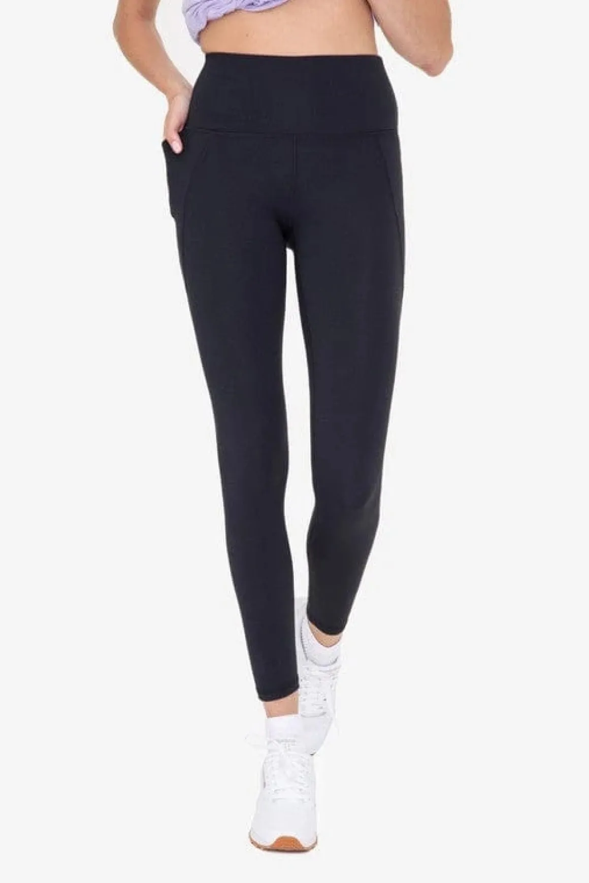 tapered_band_essential_so_5.webp Tapered Band Essential Solid Highwaist Leggings *Online Only*