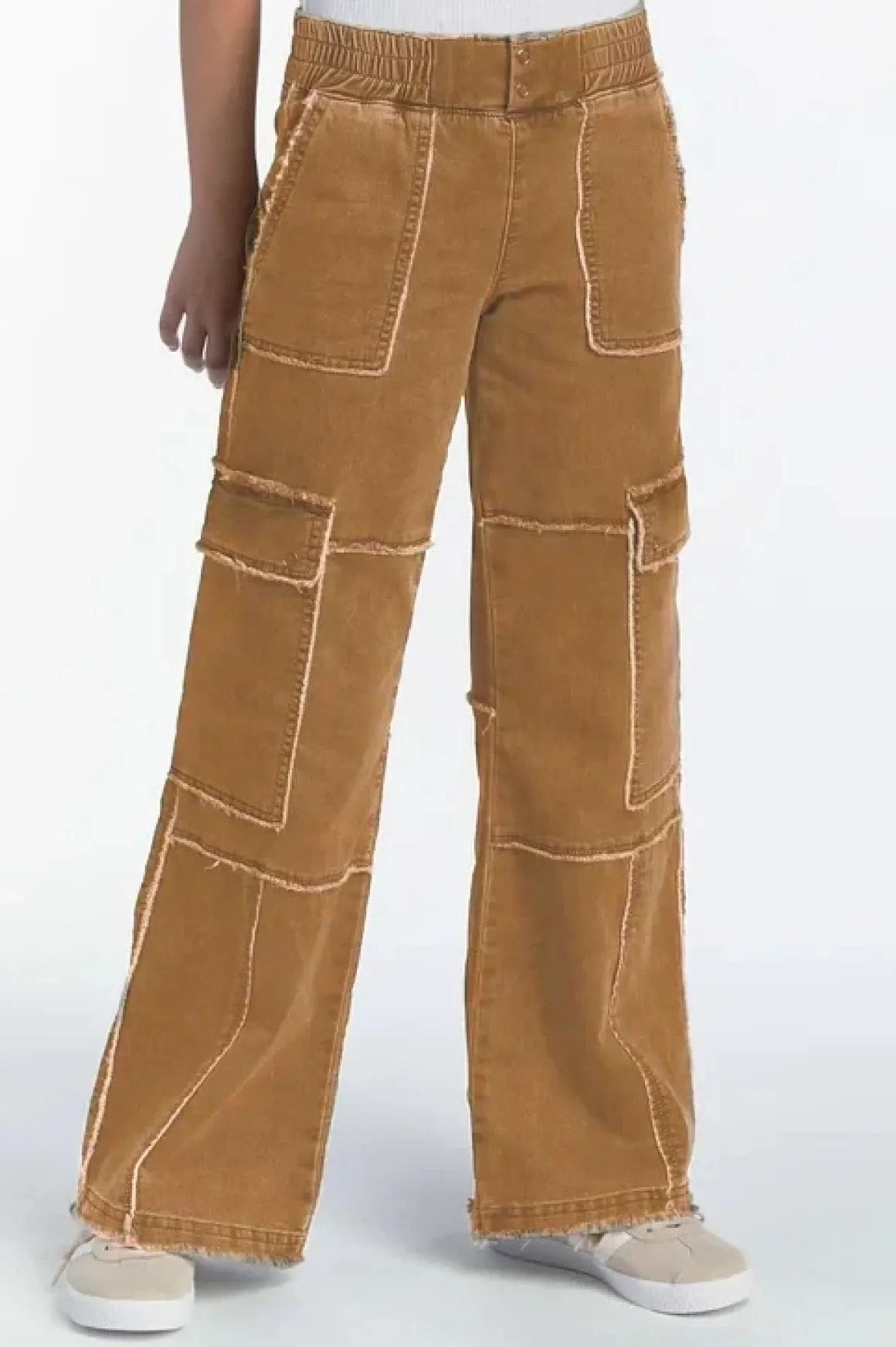 tractr_mid_rise_cargo_lou_5-1.webp Tractr Mid Rise Cargo Lounge Pants