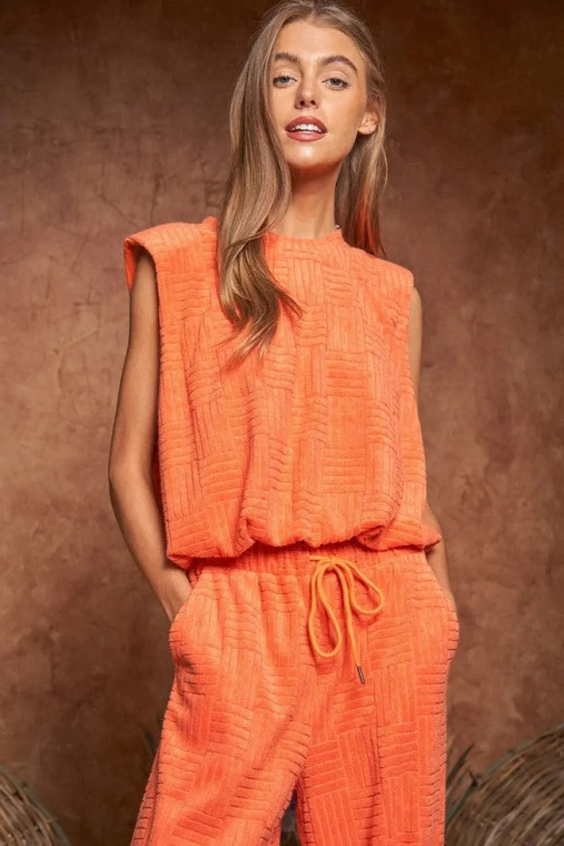 velvet_sleeveless_round_n_15.webp Velvet Sleeveless Round Neck Top and Pants Set *Online Only*