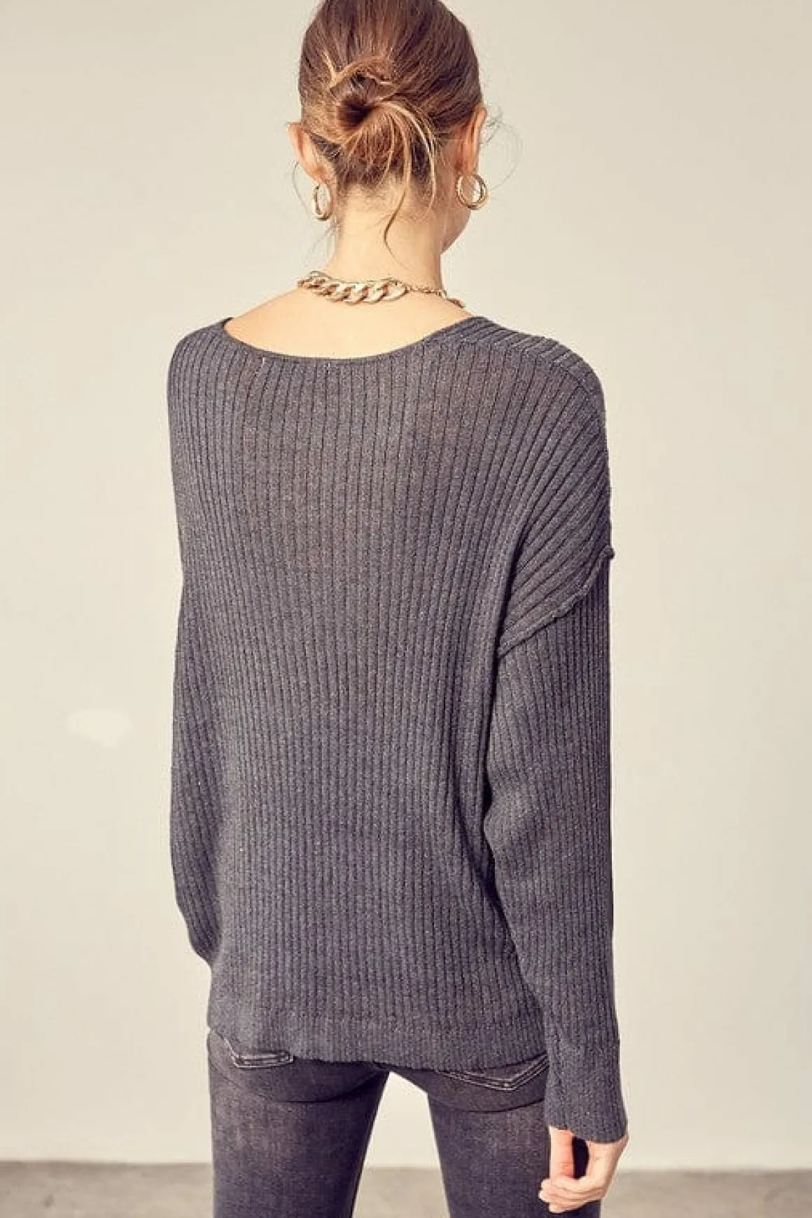 vneck_knit_top_online_onl_2.webp V-Neck Knit Top *Online Only*