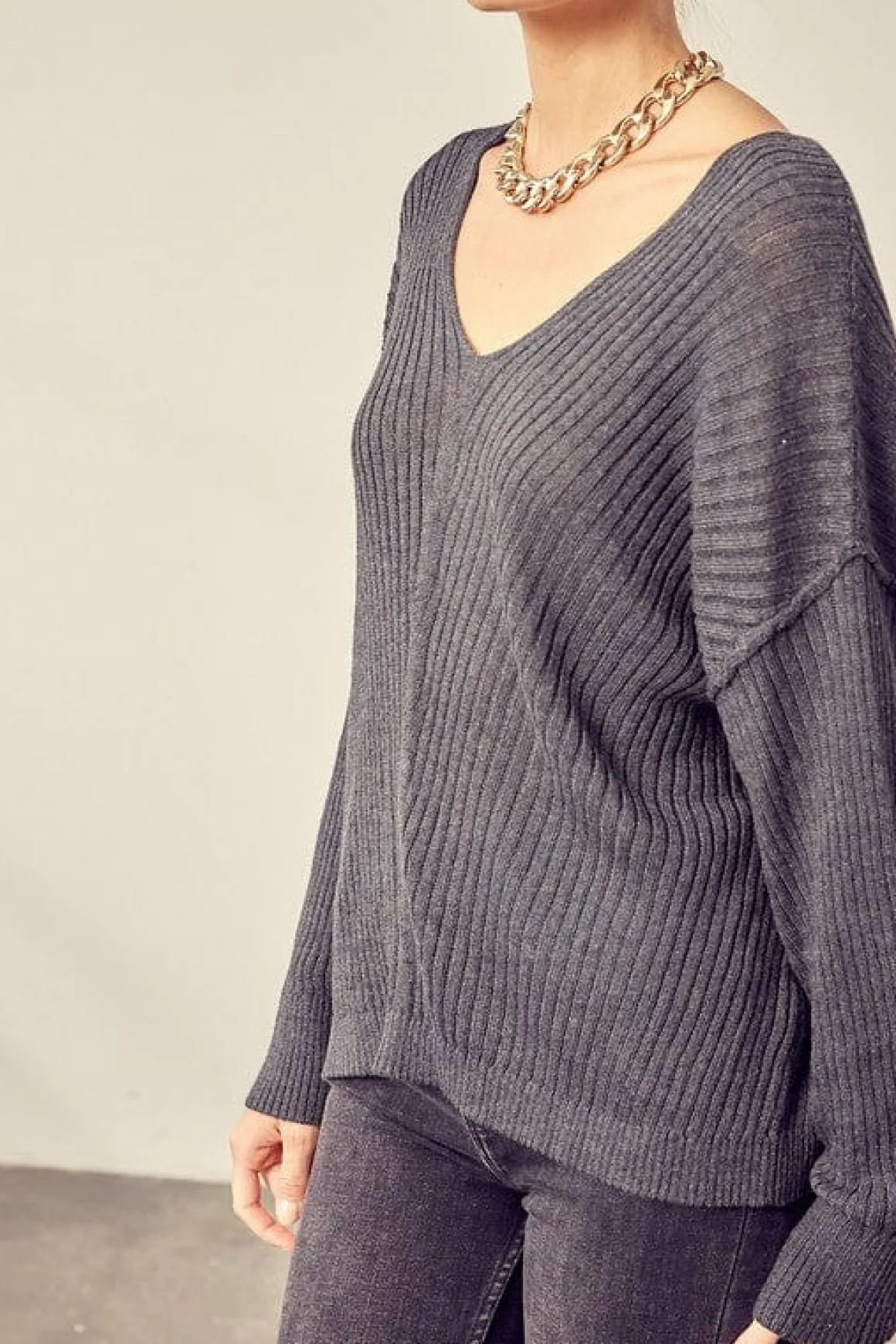 vneck_knit_top_online_onl_3.webp V-Neck Knit Top *Online Only*