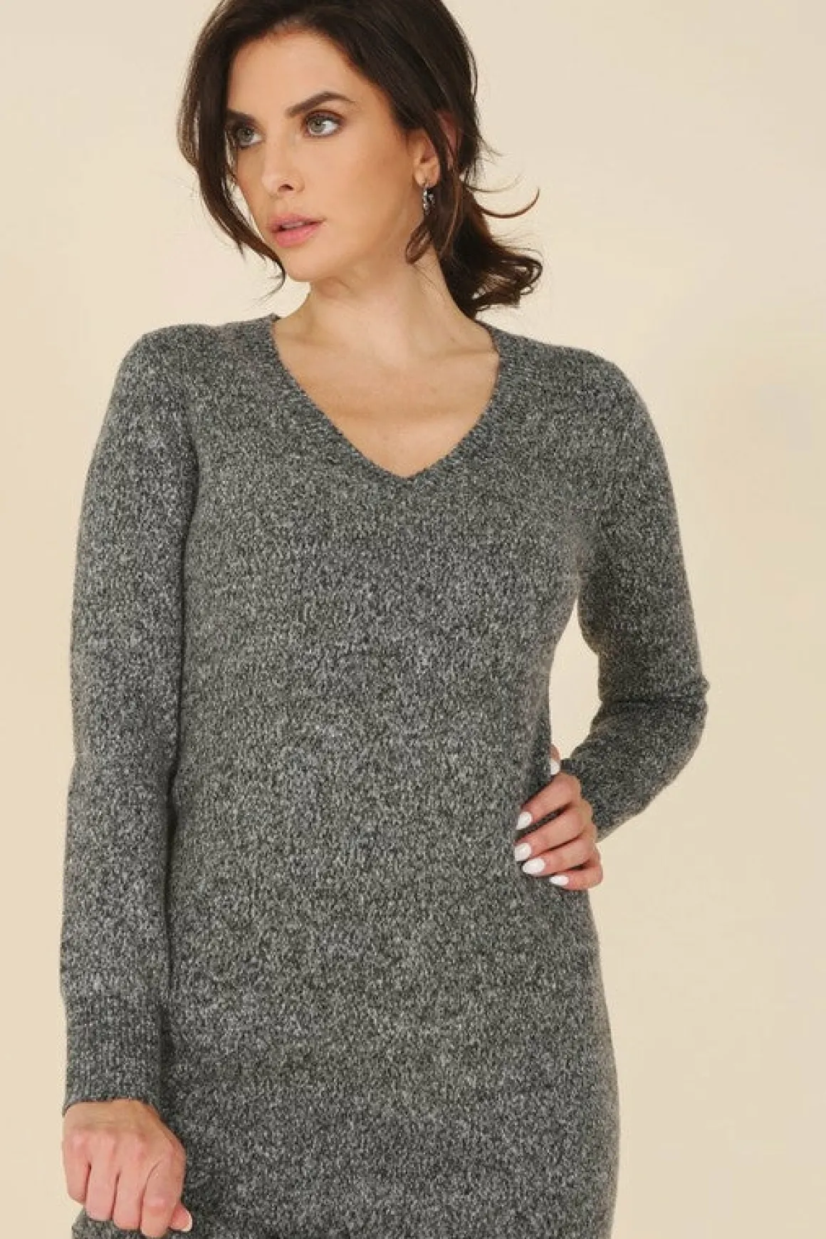 vneck_sweater_maxi_dress__11.webp V-neck sweater maxi dress *Online Only*