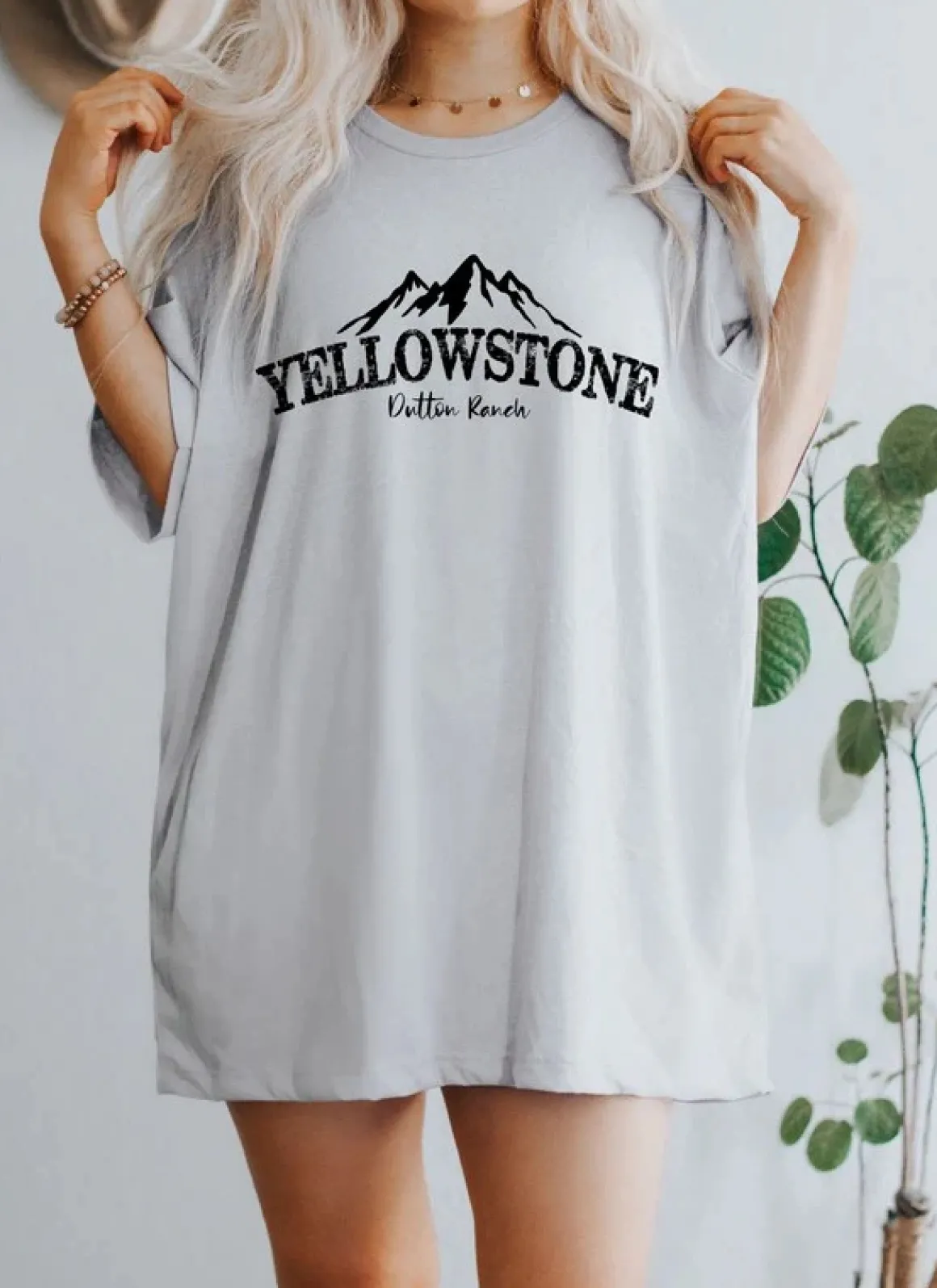 yellowstone_dutton_ranch__3-1.webp Yellowstone Dutton Ranch Mountain Tee *Online Only*